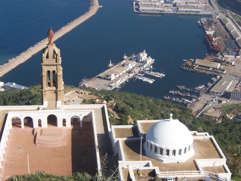 ORAN 2005 PORT DE PECHE ET DE PLAISANCE.JPG